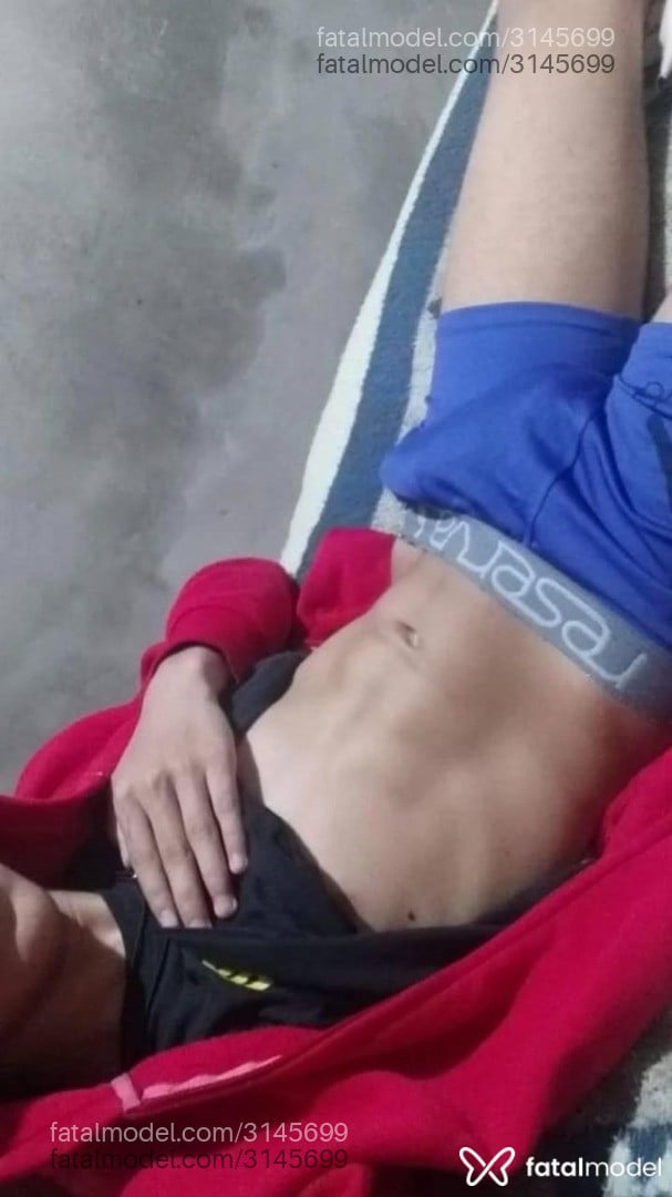 Acompanhante homem morena (o) de olhos verdes em Barra Velha Acompanhante homem morena (o) de olhos verdes em Barra Velha - Carlos
