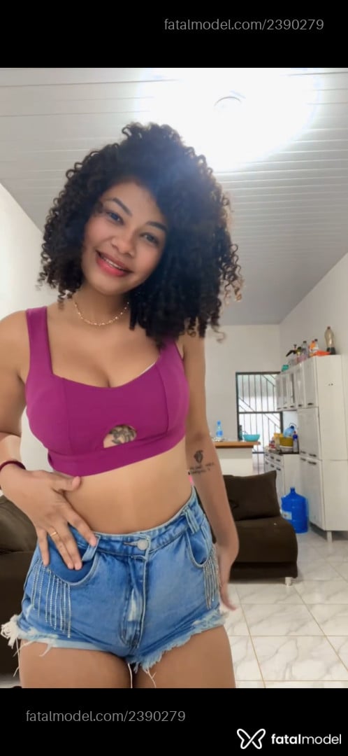 Acompanhante mulher morena (o) de olhos castanhos em Pontes e Lacerda Acompanhante mulher morena (o) de olhos castanhos em Pontes e Lacerda - Jessica