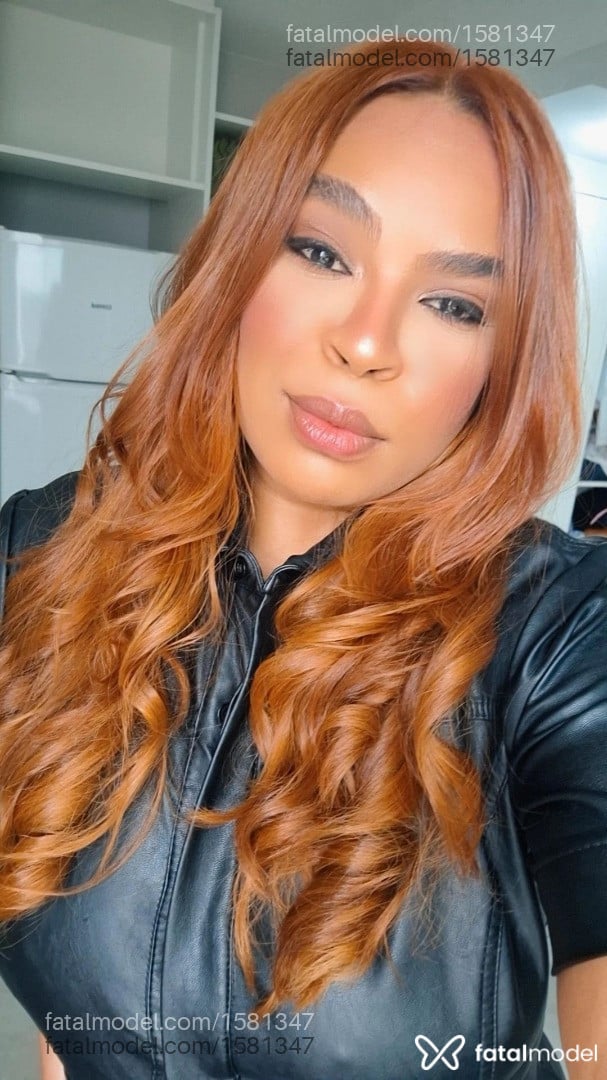 Acompanhante mulher morena (o) de olhos pretos em Curitiba - Liz Camargo