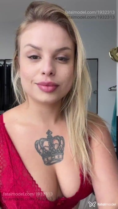 Acompanhante mulher loira (o) de olhos mel em São Paulo Acompanhante mulher loira (o) de olhos mel em São Paulo - Bárbara Valença