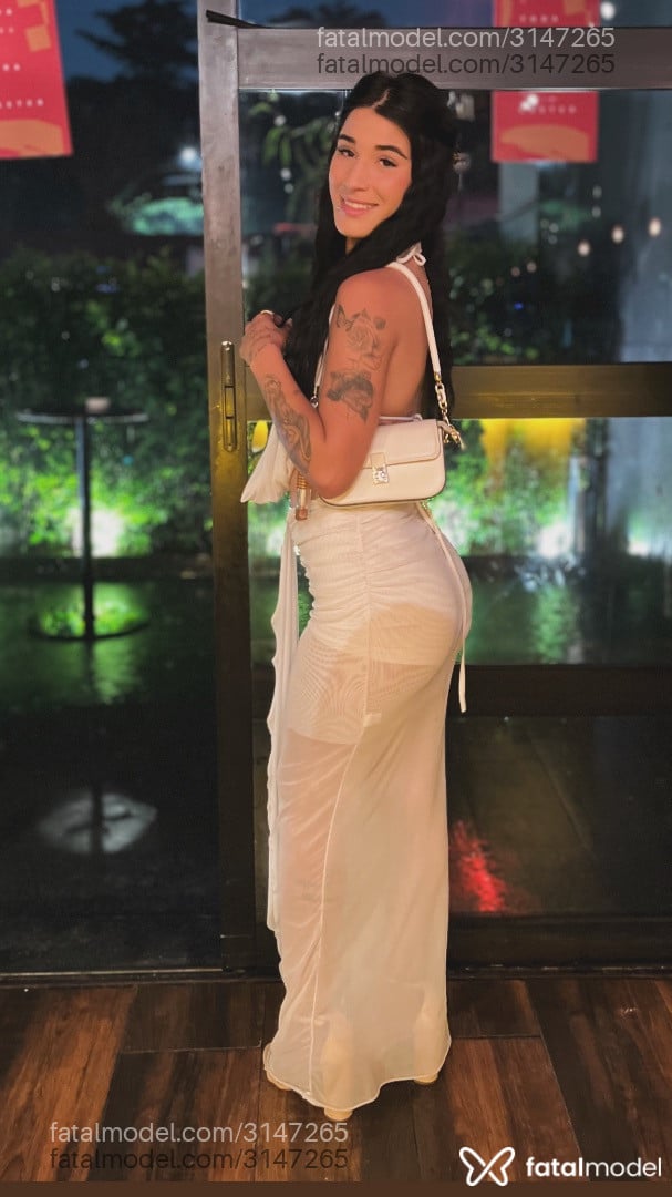 Acompanhante mulher morena (o) de olhos castanhos em São Paulo Acompanhante mulher morena (o) de olhos castanhos em São Paulo - Jade Caroline