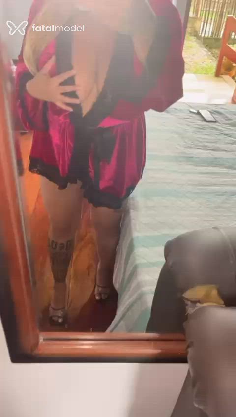 Acompanhante mulher loira (o) de olhos castanhos em Penha Acompanhante mulher loira (o) de olhos castanhos em Penha - Lara Novaes