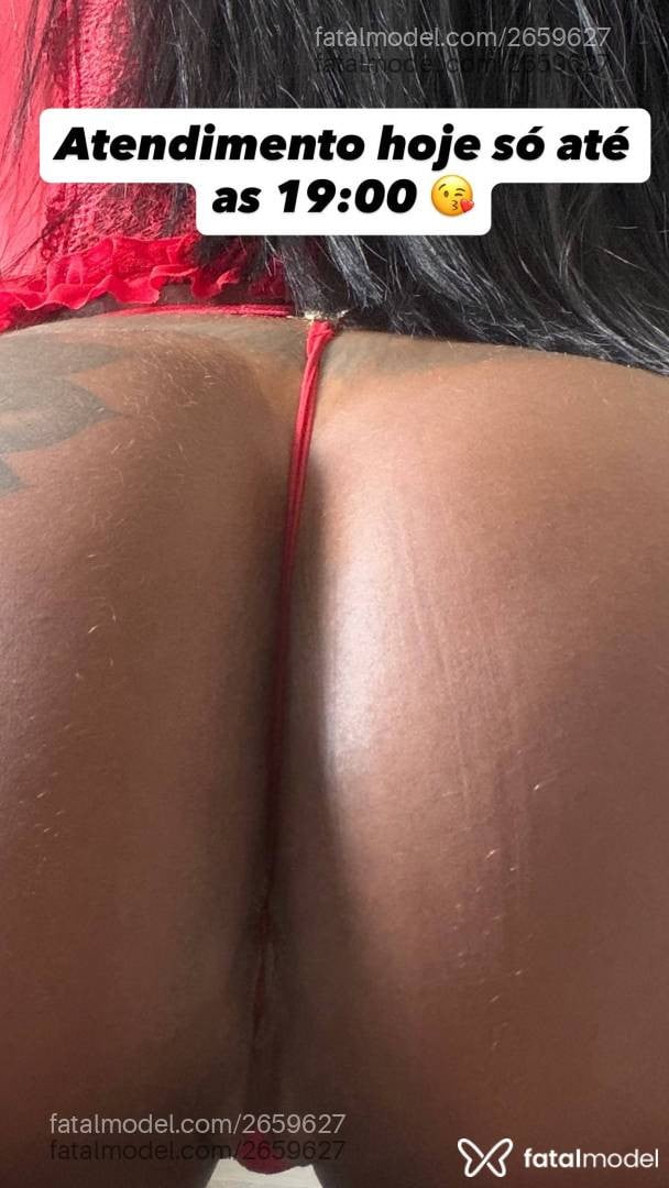 Acompanhante mulher morena (o) de olhos castanhos em João Monlevade - Pocah