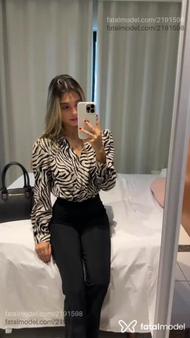 Acompanhante mulher loira (o) de olhos castanhos em São Paulo - Madu