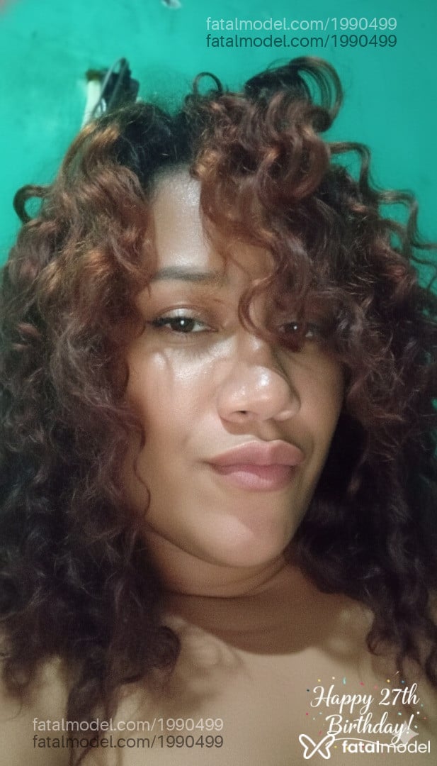 Acompanhante mulher ruiva (o) de olhos castanhos - Kelly Vanessa