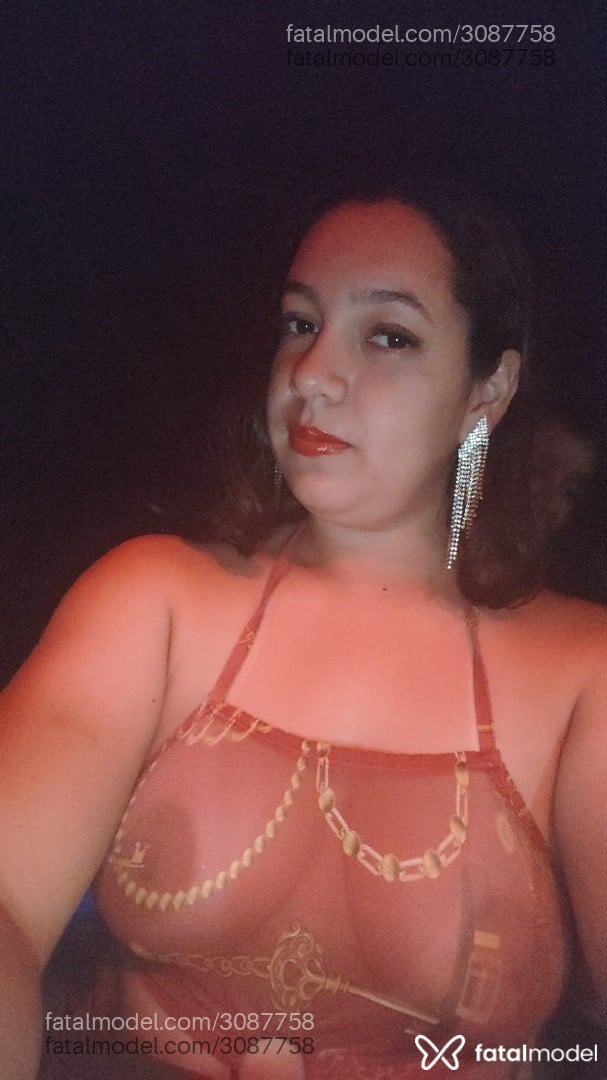 Acompanhante mulher morena (o) de olhos pretos em Pontes e Lacerda - Amanda Antonella