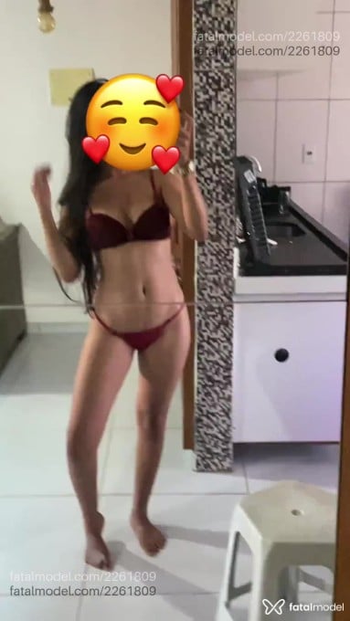 Acompanhante mulher com cabelo castanho de olhos castanhos em Arcoverde - Beca Santos