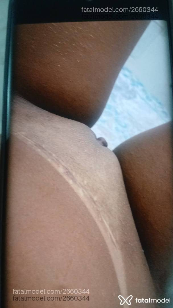 Acompanhante mulher morena (o) de olhos castanhos - Myrela Acompanhante mulher morena (o) de olhos castanhos - Myrela