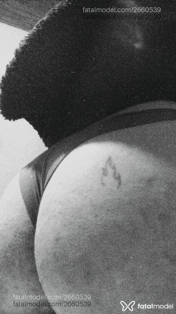 Acompanhante mulher morena (o) de olhos castanhos em Bagé - Luiza