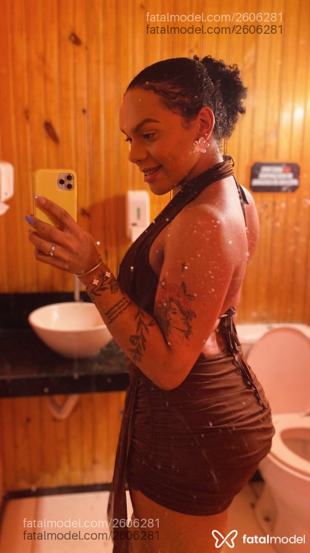 Acompanhante mulher trans morena (o) de olhos castanhos em Natal - Eduarda Santos