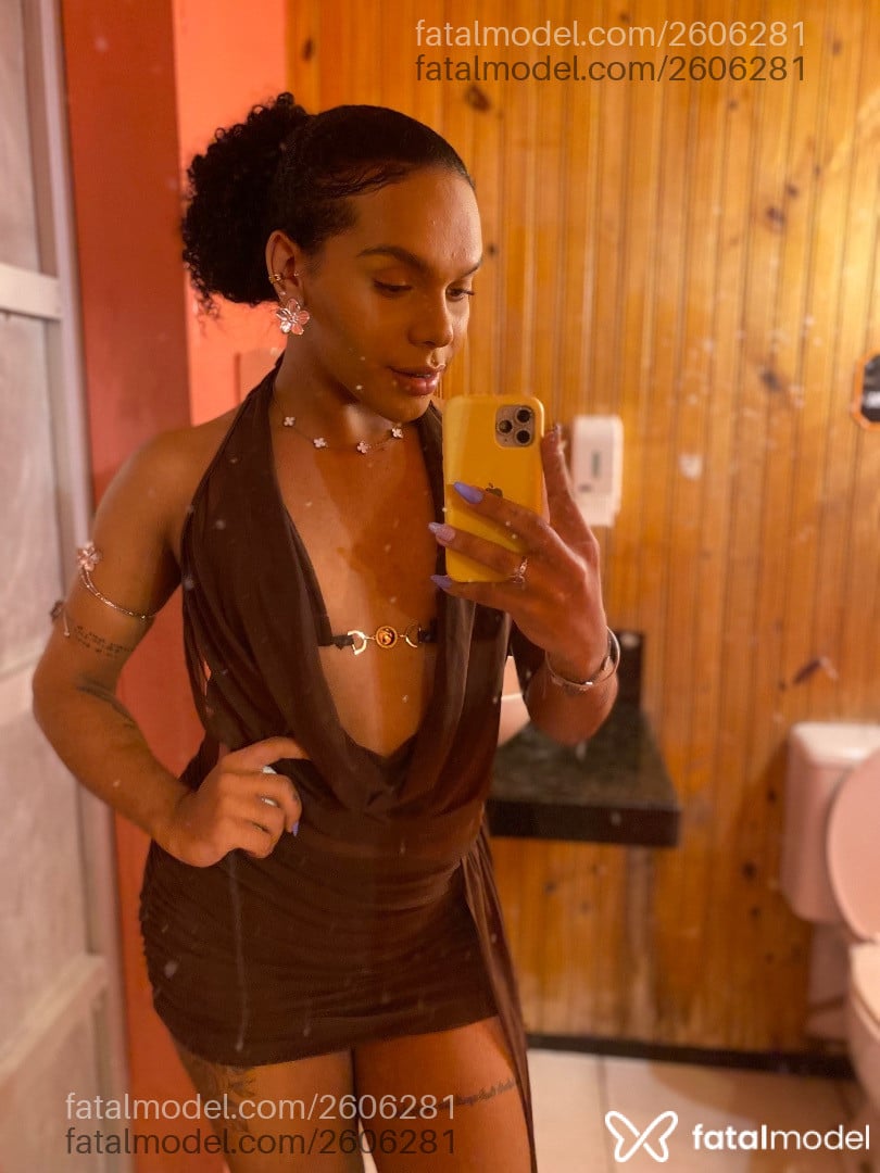 Acompanhante mulher trans morena (o) de olhos castanhos em Natal - Eduarda Santos