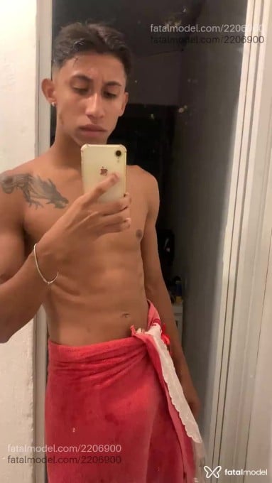 Acompanhante homem com cabelo castanho de olhos castanhos - Novinhocacetudo Acompanhante homem com cabelo castanho de olhos castanhos - Novinhocacetudo