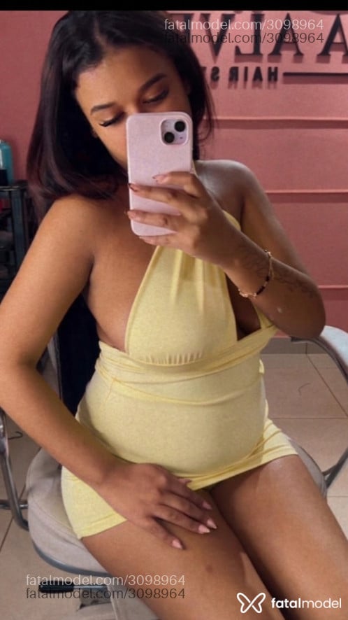 Acompanhante mulher com cabelo castanho de olhos pretos em Ribeirão Preto - Belinha