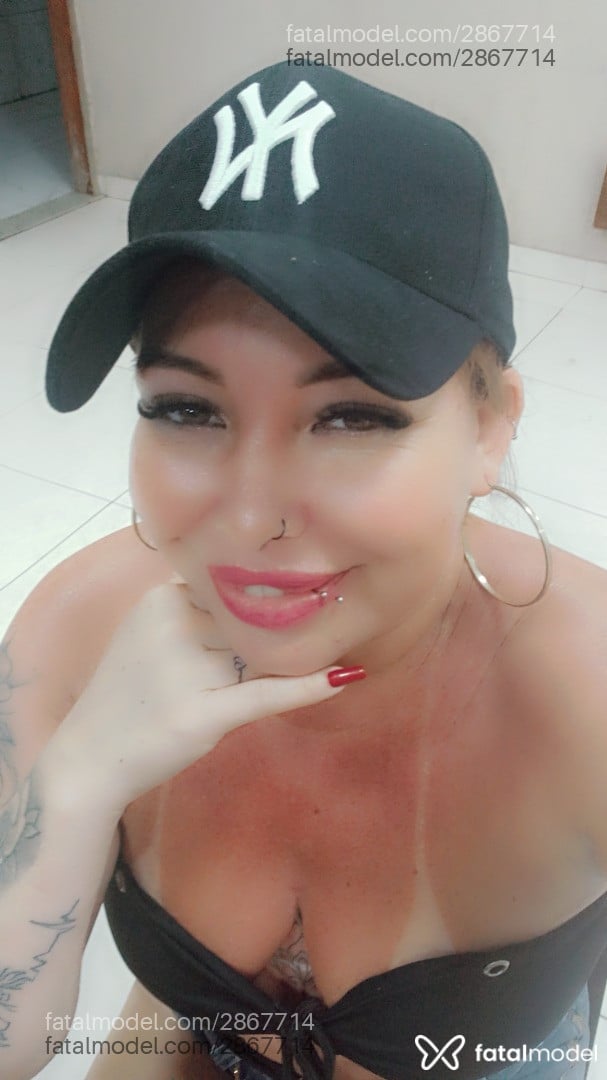 Acompanhante mulher loira (o) de olhos castanhos em Niquelândia - Dany