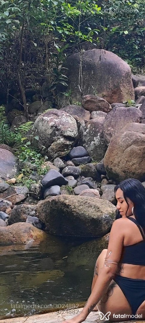 Acompanhante mulher trans morena (o) de olhos pretos em Duque de Caxias - Bruna Amantt