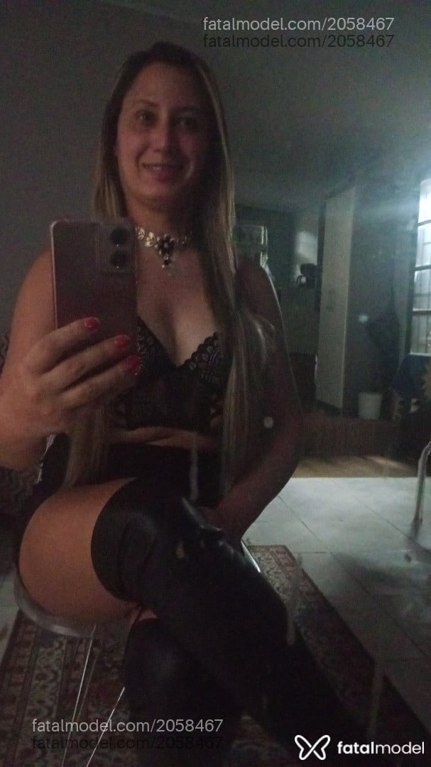 Acompanhante mulher trans loira (o) de olhos castanhos em Porto Alegre Acompanhante mulher trans loira (o) de olhos castanhos em Porto Alegre - Nathalia