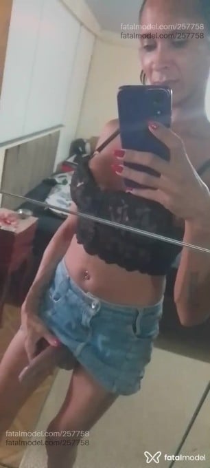 Acompanhante travesti morena (o) de olhos castanhos em Votuporanga - Karol Rodrigues