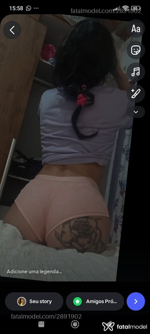 Acompanhante mulher com cabelo castanho de olhos castanhos em Belo Horizonte - Daiane