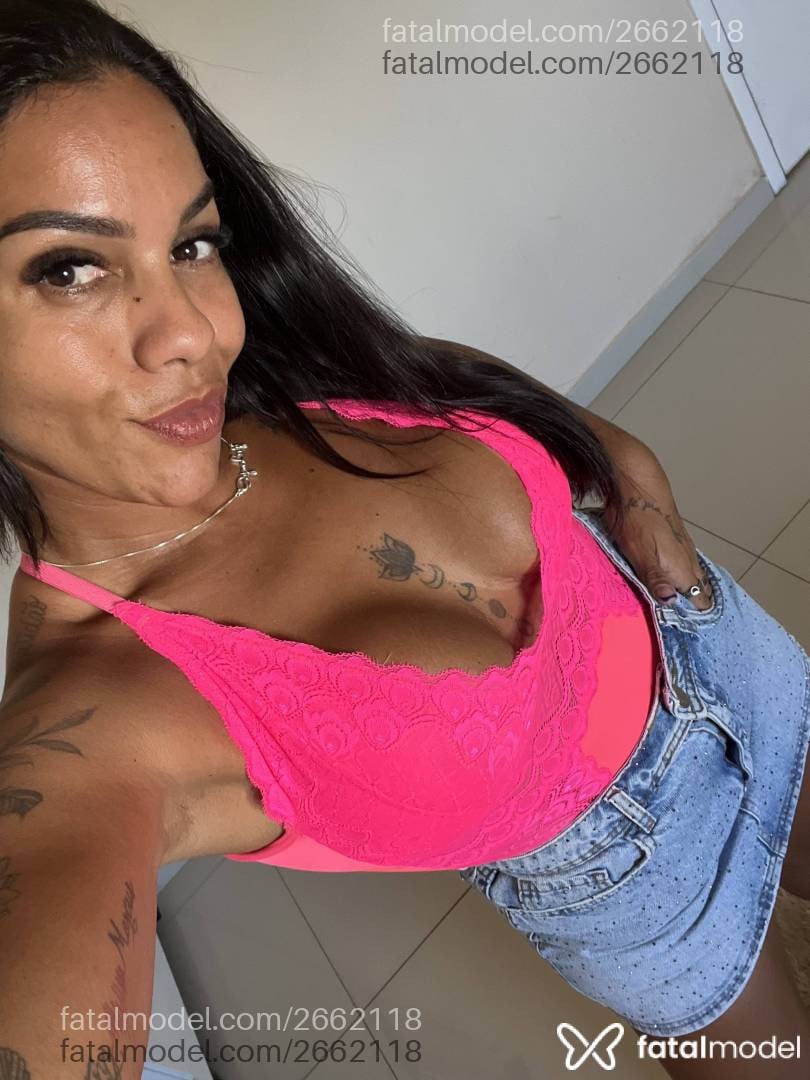 Acompanhante mulher morena (o) de olhos castanhos em Petrópolis - Geovana Santos