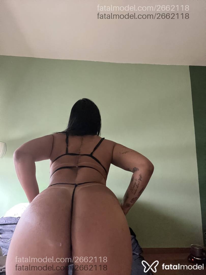 Acompanhante mulher morena (o) de olhos castanhos - Geovana Santos