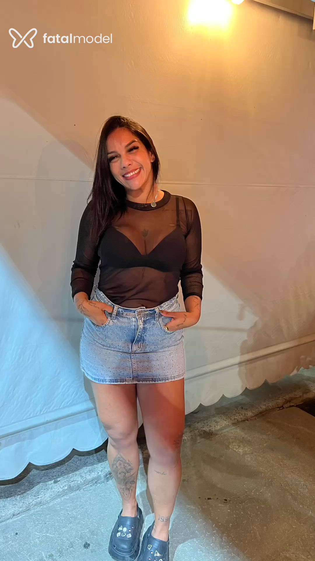 Acompanhante mulher morena (o) de olhos castanhos - Geovana Santos