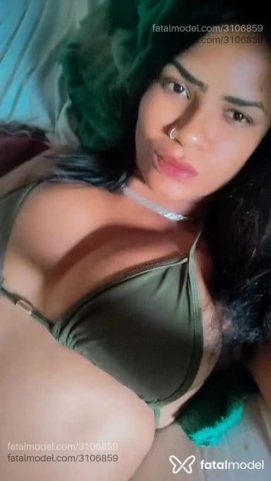Acompanhante mulher morena (o) de olhos pretos - Marielly Acompanhante mulher morena (o) de olhos pretos - Marielly