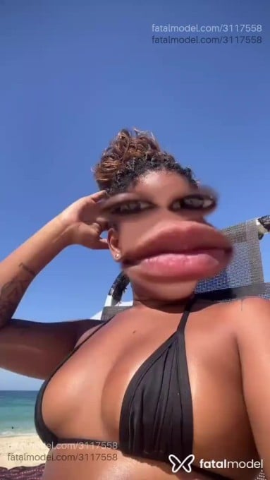 Acompanhante mulher com cabelo castanho de olhos pretos em Virtual - Larrisa