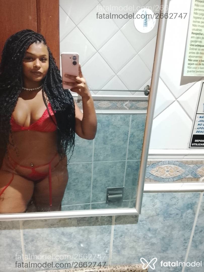 Acompanhante mulher morena (o) de olhos pretos em Macaé Acompanhante mulher morena (o) de olhos pretos em Macaé - Julia
