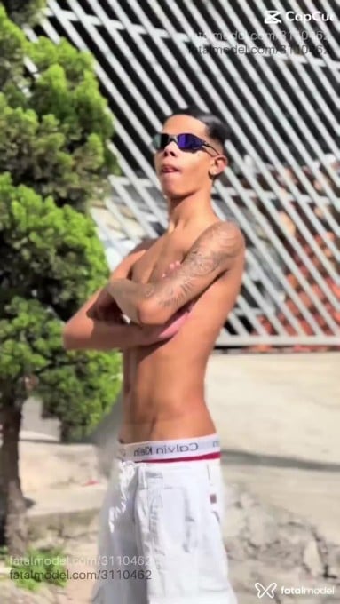 Acompanhante homem com cabelo castanho de olhos castanhos em São Paulo - Matheus Santos
