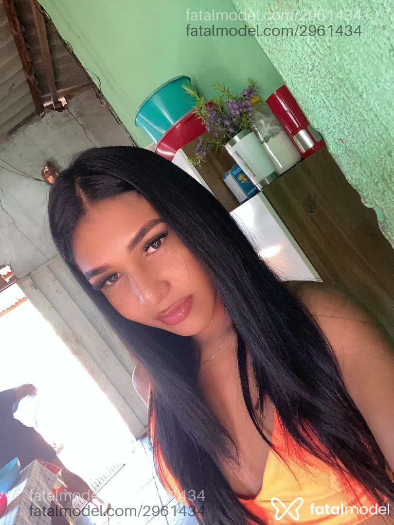 Acompanhante mulher trans morena (o) de olhos castanhos - Gabrielly Acompanhante mulher trans morena (o) de olhos castanhos - Gabrielly