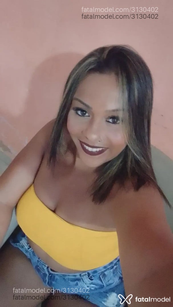 Acompanhante mulher trans com cabelo castanho de olhos castanhos em Virtual - Adriele