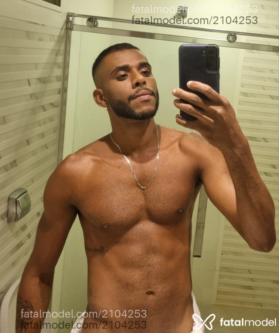 Acompanhante homem morena (o) de olhos pretos em Rio de Janeiro - Kaio Max