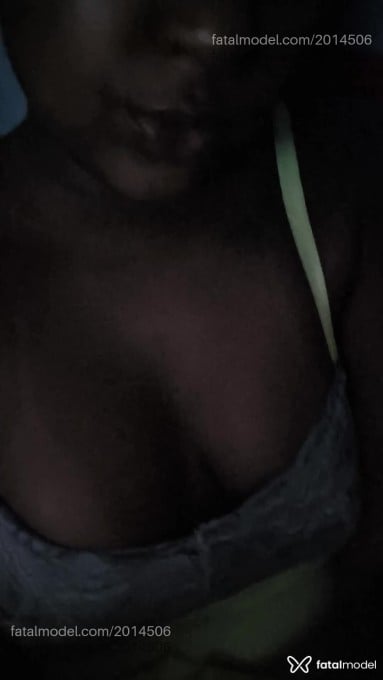 Acompanhante mulher morena (o) de olhos pretos em Virtual - Tasha Lactaante