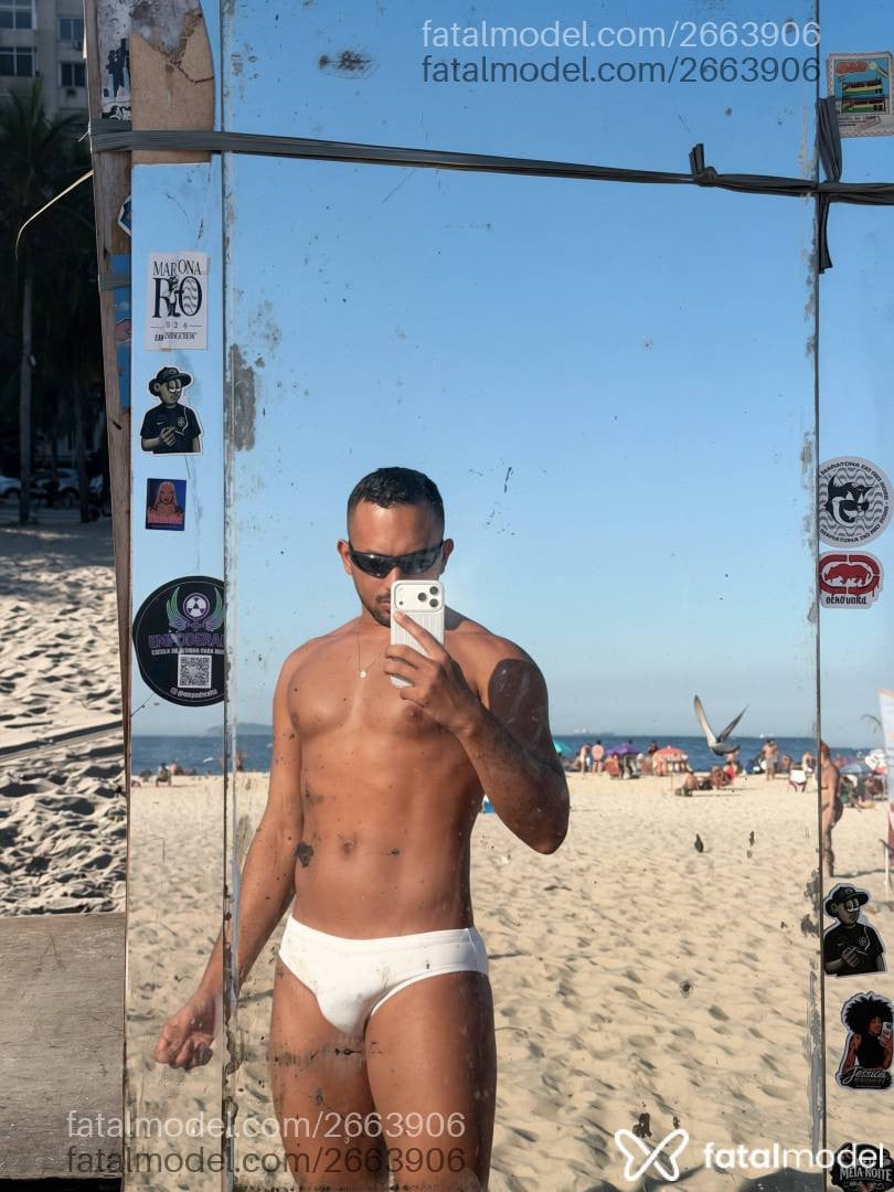 Acompanhante homem morena (o) de olhos castanhos - Lucas Viana