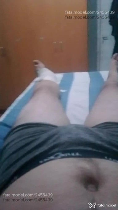 Acompanhante homem morena (o) de olhos castanhos em Canoinhas Acompanhante homem morena (o) de olhos castanhos em Canoinhas - Bryan