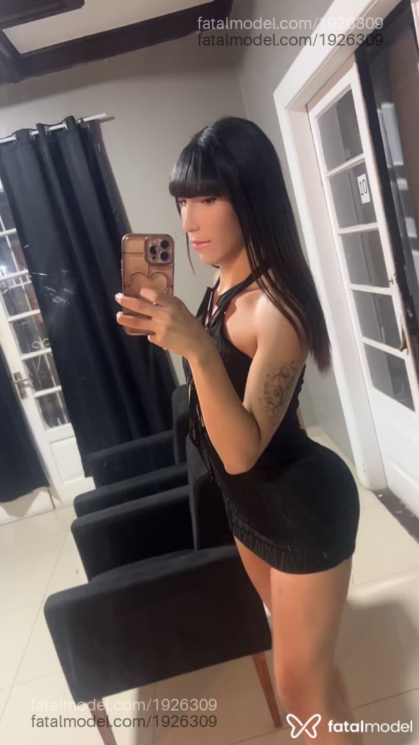 Acompanhante mulher trans morena (o) de olhos castanhos em Curitiba Acompanhante mulher trans morena (o) de olhos castanhos em Curitiba - Micaela