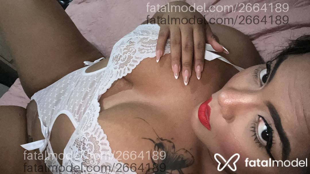 Acompanhante mulher morena (o) de olhos castanhos - Yasmim Acompanhante mulher morena (o) de olhos castanhos - Yasmim