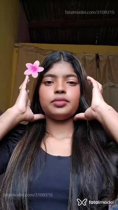 Acompanhante mulher morena (o) de olhos pretos em São Paulo - Malévola