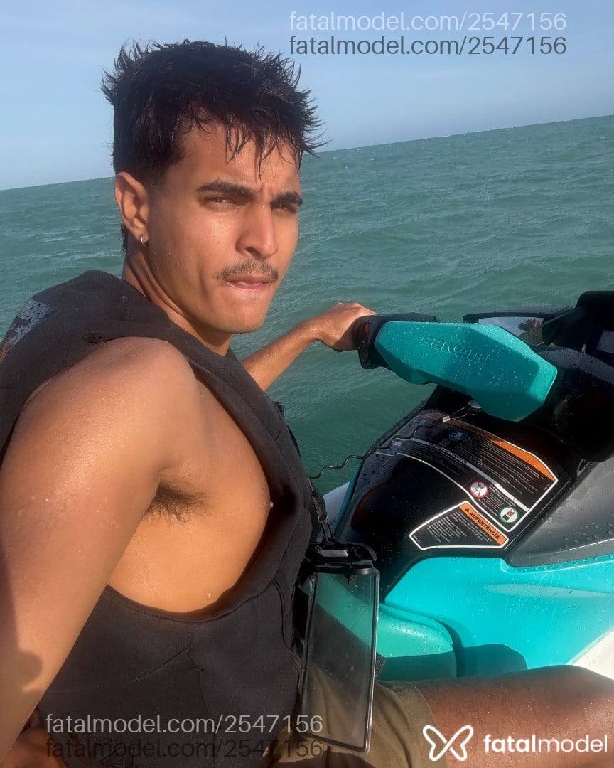 Acompanhante homem morena (o) de olhos castanhos em São Paulo - Guzman Riviera