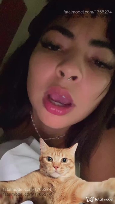 Acompanhante mulher morena (o) de olhos pretos - Sabrynna Acompanhante mulher morena (o) de olhos pretos - Sabrynna