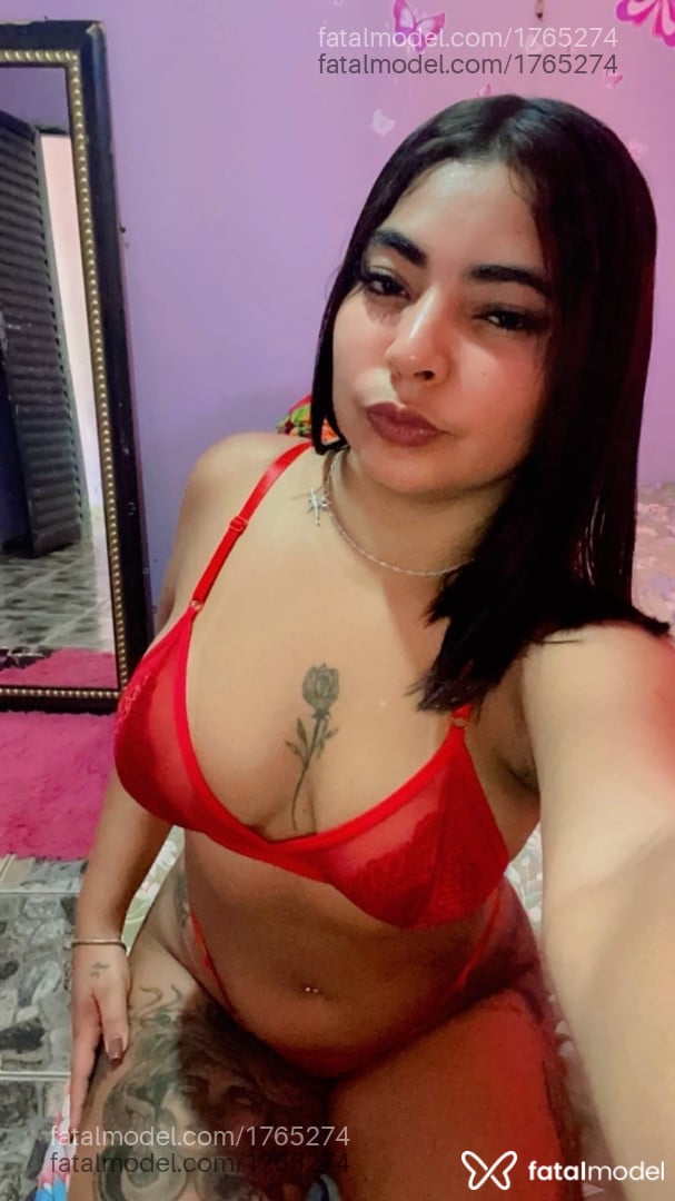 Acompanhante mulher morena (o) de olhos pretos - Sabrynna Acompanhante mulher morena (o) de olhos pretos - Sabrynna