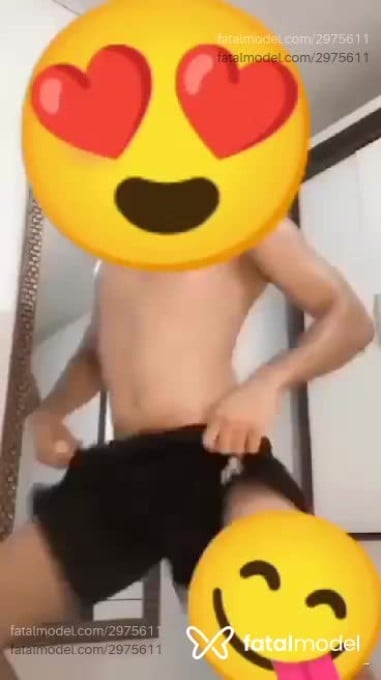 Acompanhante homem morena (o) de olhos castanhos - Xxhotnovinho Acompanhante homem morena (o) de olhos castanhos - Xxhotnovinho
