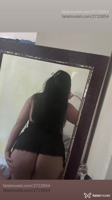 Acompanhante mulher com cabelo castanho de olhos pretos - Isadora