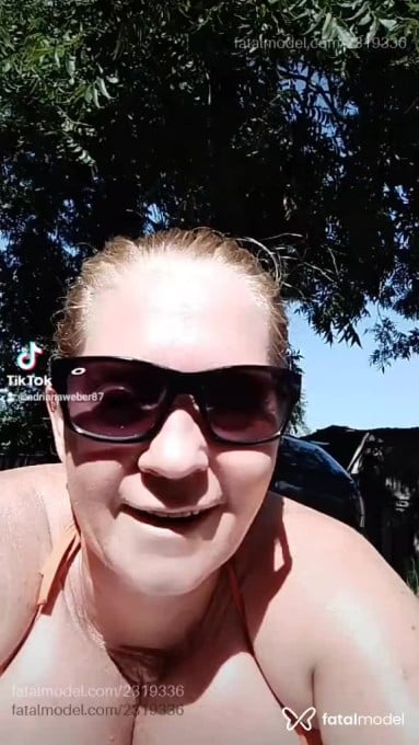 Acompanhante mulher loira (o) de olhos verdes em São Vicente do Sul - Adriana