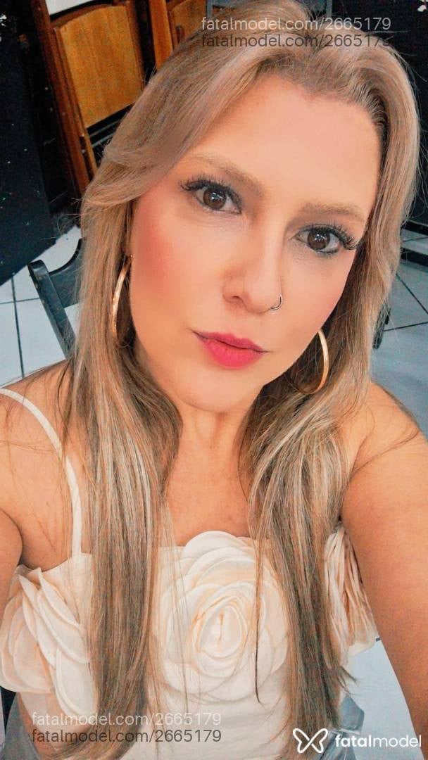 Acompanhante mulher loira (o) de olhos castanhos em Capivari Acompanhante mulher loira (o) de olhos castanhos em Capivari - Suzany