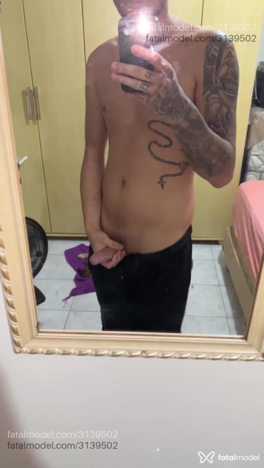 Acompanhante homem com cabelo castanho de olhos castanhos em Virtual - Leandro silva