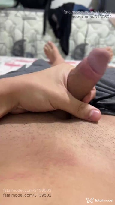 Acompanhante homem com cabelo castanho de olhos castanhos em Virtual - Leandro silva
