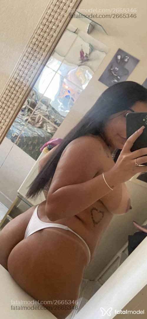Acompanhante mulher morena (o) de olhos pretos - índionara Acompanhante mulher morena (o) de olhos pretos - índionara
