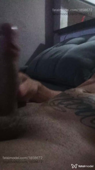 Acompanhante homem com cabelo castanho de olhos castanhos em Belo Horizonte - Bily