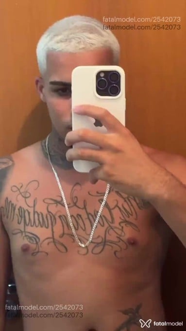 Acompanhante homem morena (o) de olhos pretos em Belo Horizonte - Júnior Duat